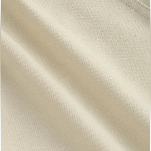 Solid mid waist button pocket shorts - Picture 5 of 6